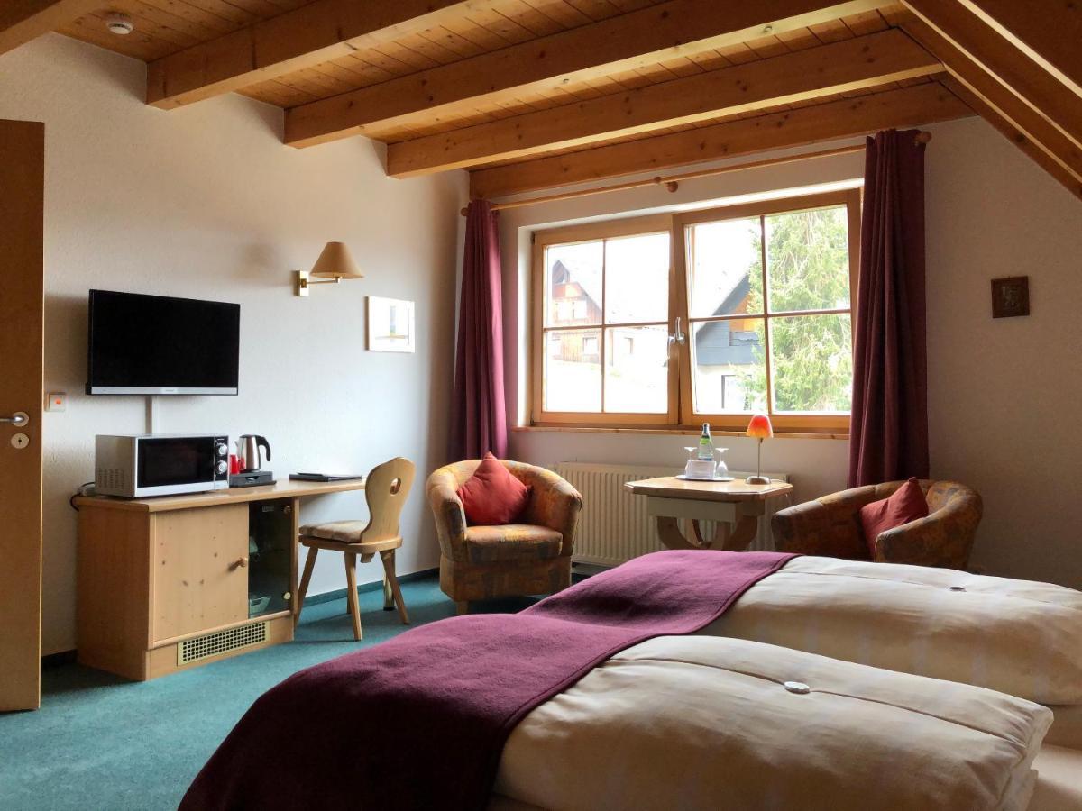 Berghotel Schiller Schonach im Schwarzwald Exteriör bild
